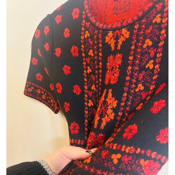 Alexander McQueen $2445 Flower Jacquard Knit Silk Dress in Red Black Size Small - Picture 12 of 15